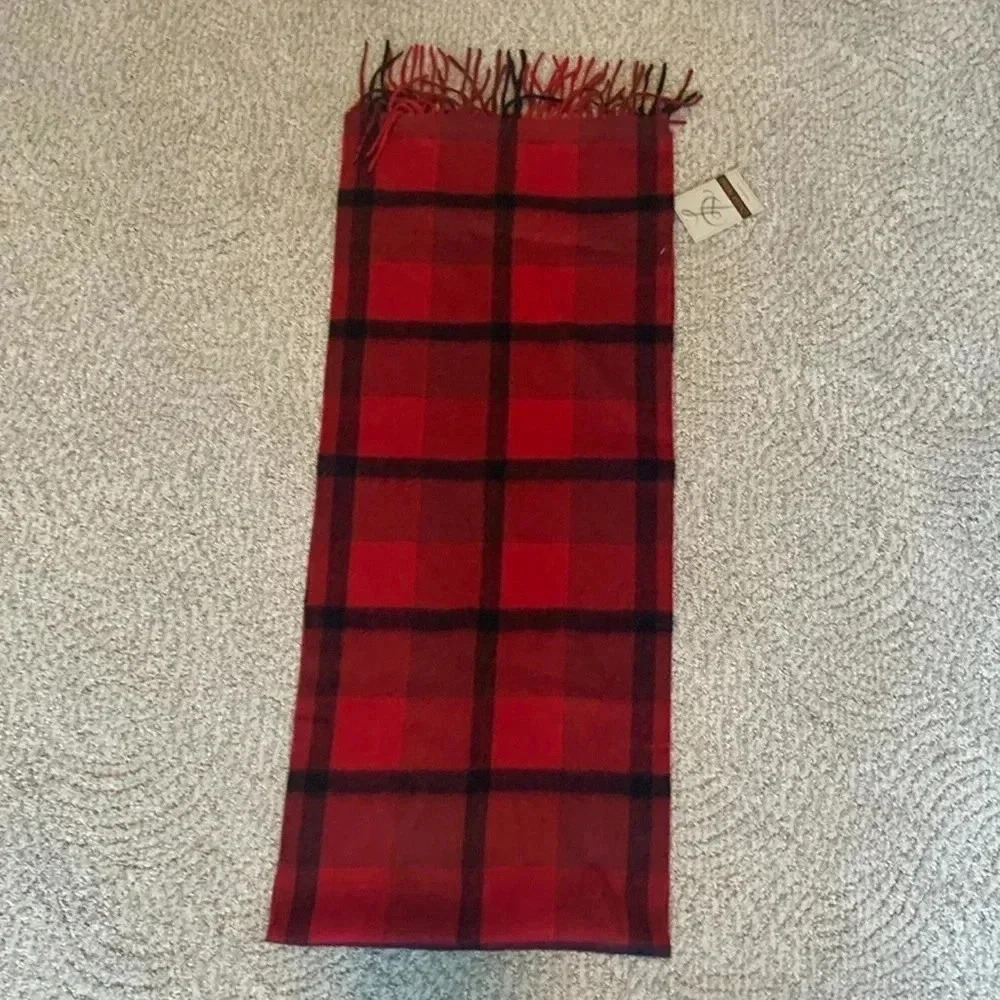 Louisa Perini Cashmere scarf NWT